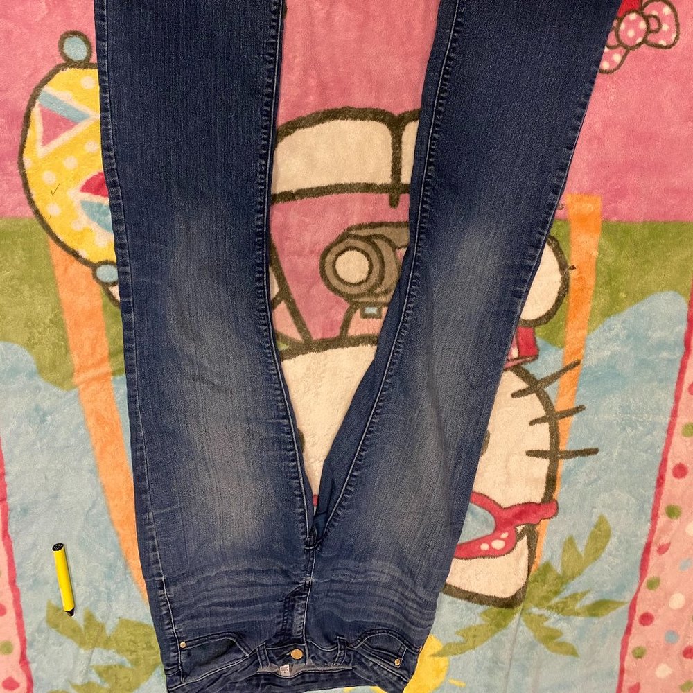 Jennifer Lopez Jeans